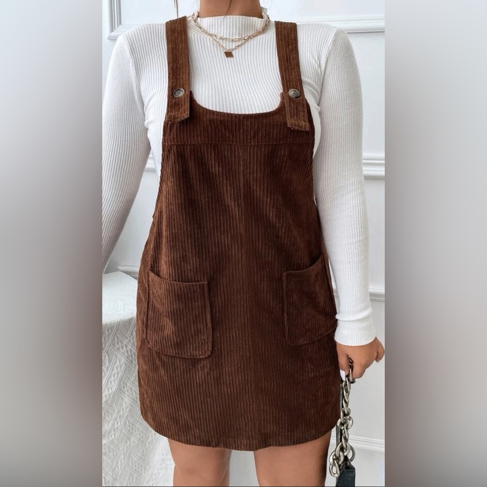 *Plus size- brown corduroy jumper- shorter mini length - pockets